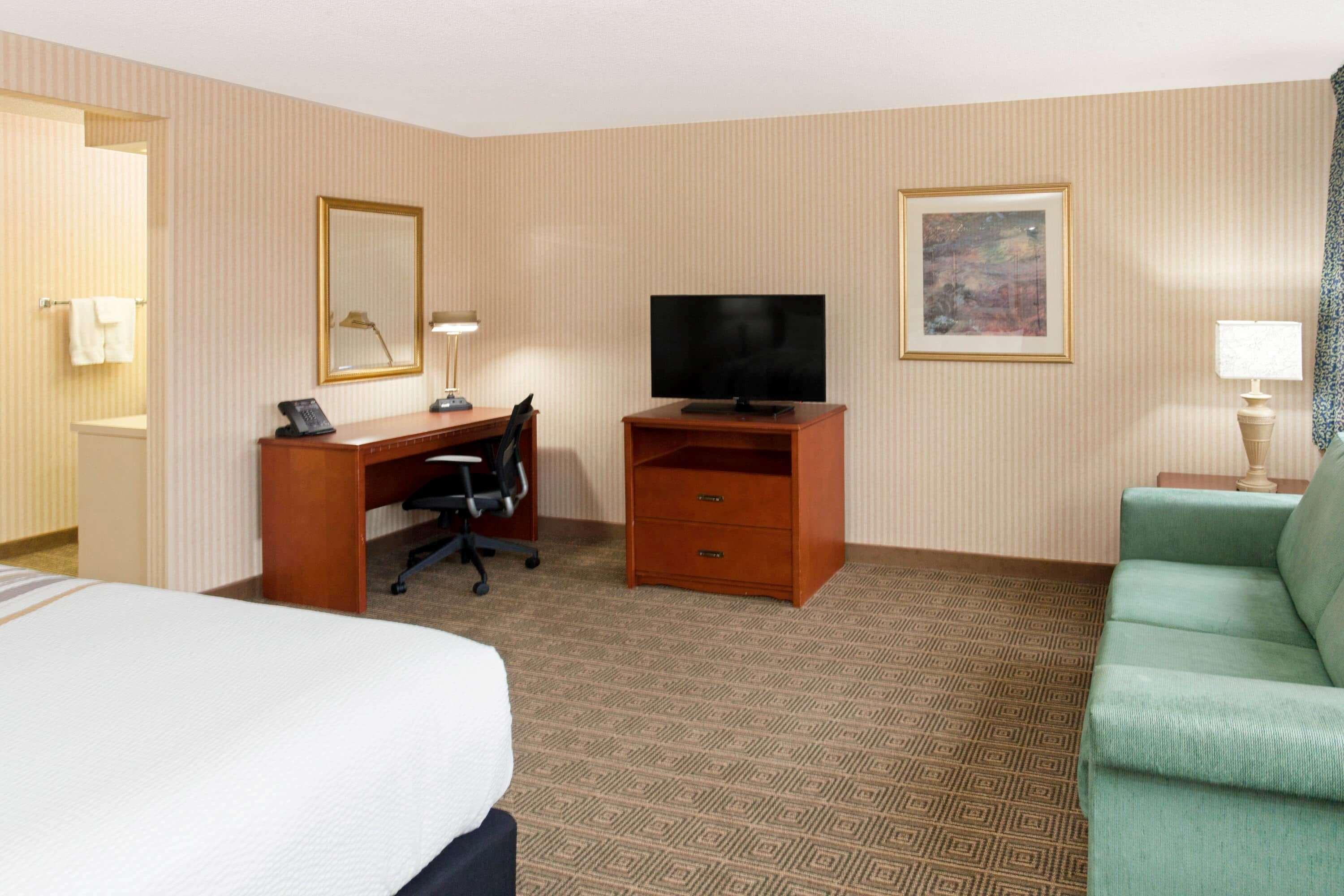 La Quinta By Wyndham Stevens Point Hotel Bagian luar foto
