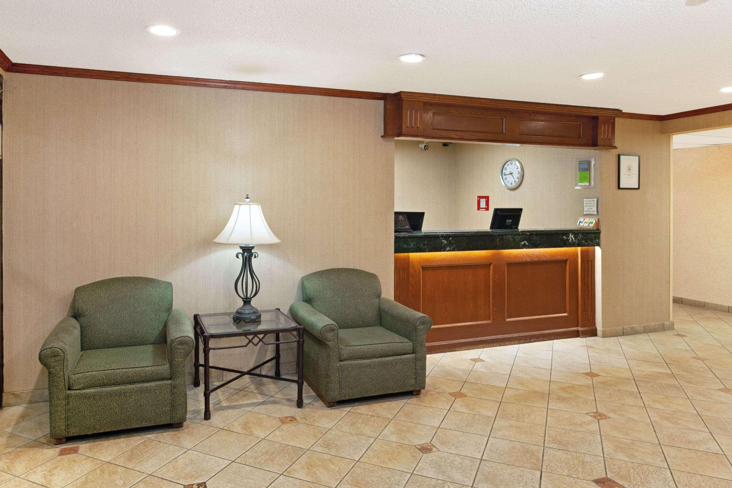 La Quinta By Wyndham Stevens Point Hotel Bagian luar foto