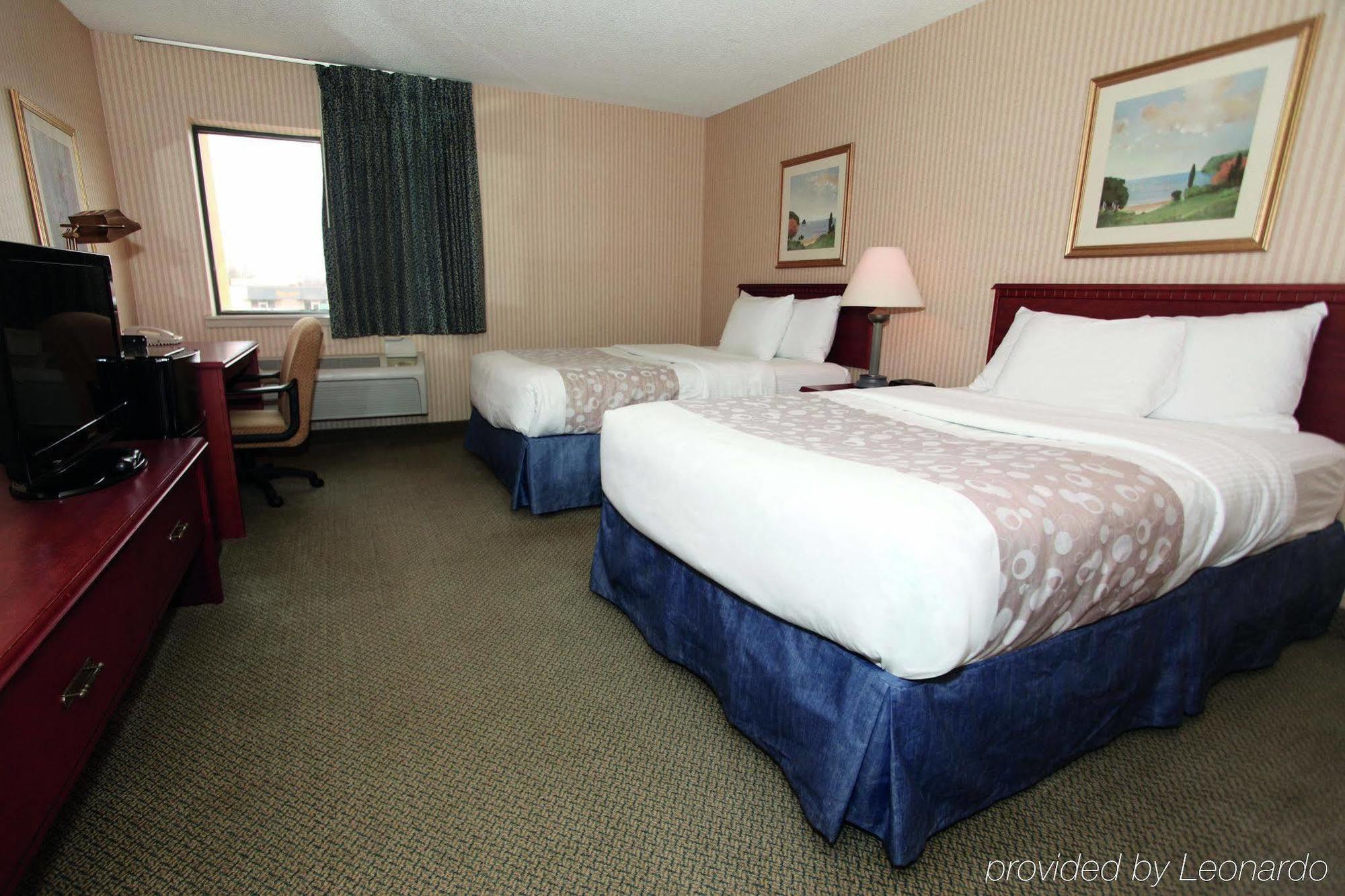 La Quinta By Wyndham Stevens Point Hotel Bagian luar foto
