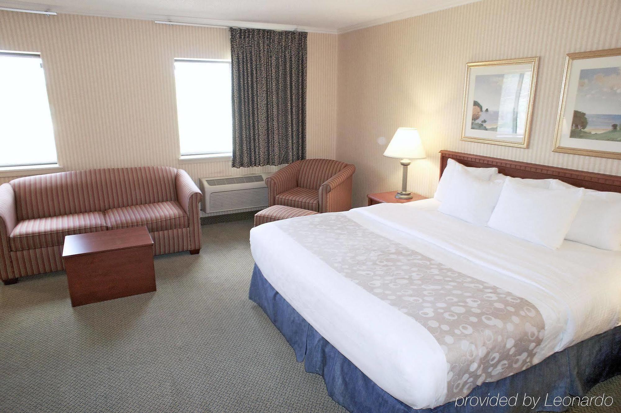 La Quinta By Wyndham Stevens Point Hotel Bagian luar foto